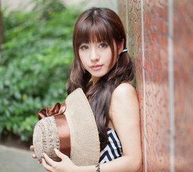 三年在线观看免费大全哔哩哔哩界面展示